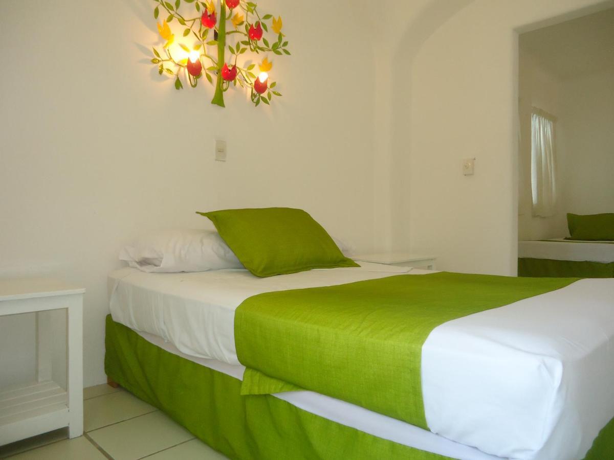 Casa Mexicana La Reyna Manzanillo Exterior foto